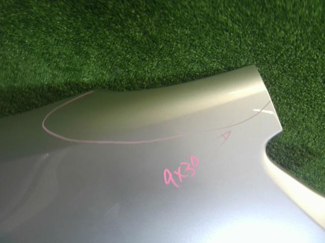 【中古】プリウス ZA-NHW20 左フロントフェンダー 53802-47010 自社品番250309 1C0