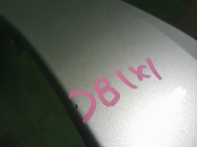 【中古】プリウス ZA-NHW20 左フロントフェンダー 53802-47010 自社品番250309 1C0