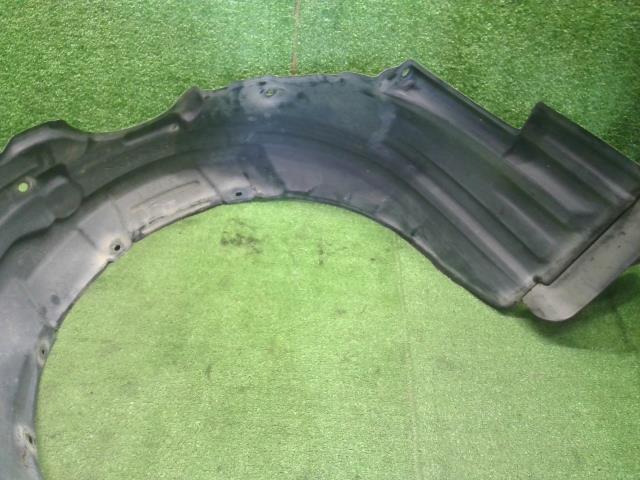 【中古】プリウス ZA-NHW20 左フロントインナーフェンダー ライナー 53876-47020 自社品番250309 1C0