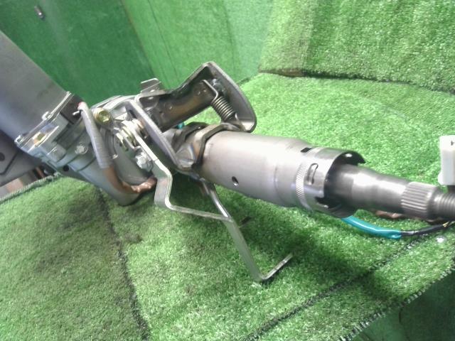 【中古】プリウス ZA-NHW20 ステアリングコラム シャフト 45200-47040 自社品番250309 1C0