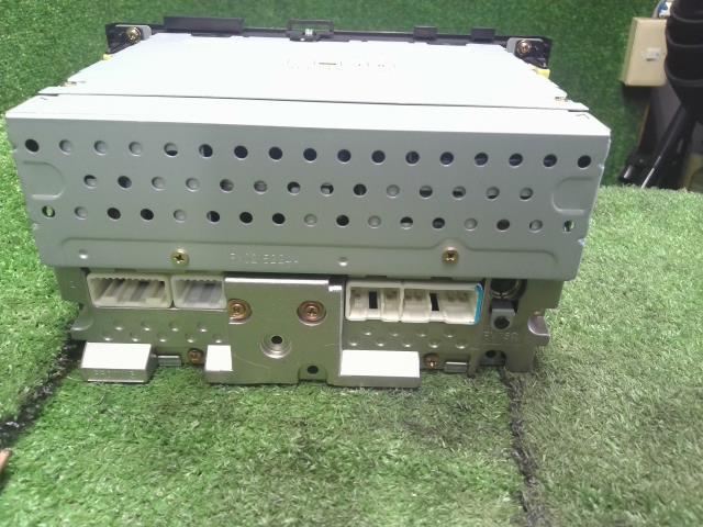 【中古】プリウス ZA-NHW20 オーディオ ナビユニット  自社品番250309 1C0