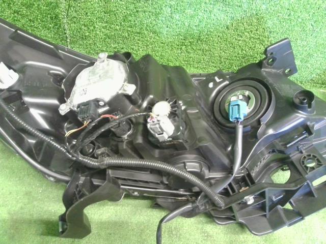 【中古】フリード DAA-GB7 左ヘッドランプ ライト 33150-TDK-J61 自社品番250311 B553P