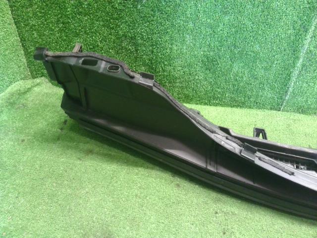 【中古】フリード DAA-GB7 カウルトップパネル 74200-TDK-900 自社品番250311 B553P