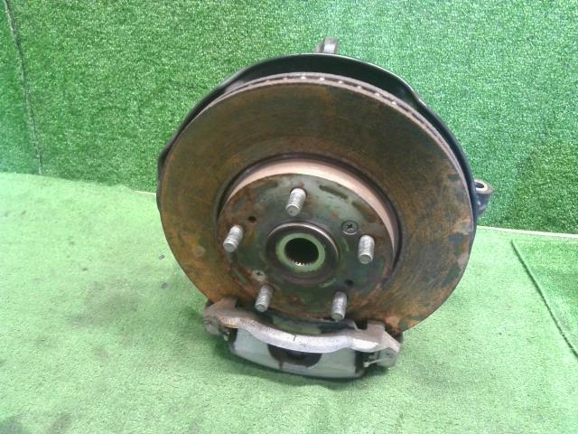 【中古】フリード DAA-GB7 右フロントナックルハブ 51211-TDK-010 自社品番250311 B553P