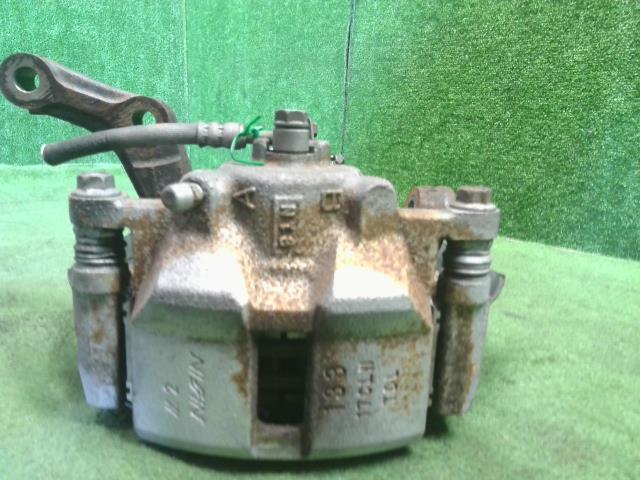 【中古】フリード DAA-GB7 右フロントナックルハブ 51211-TDK-010 自社品番250311 B553P