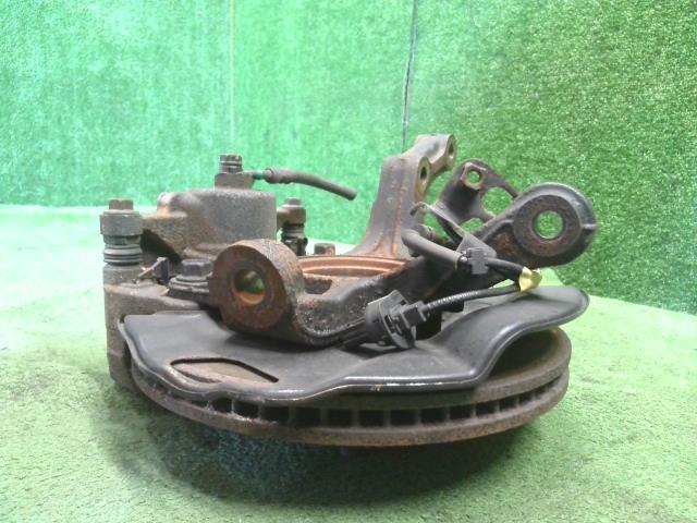 【中古】フリード DAA-GB7 右フロントナックルハブ 51211-TDK-010 自社品番250311 B553P