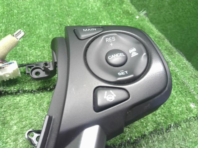 【中古】フリード DAA-GB7 ステアリング ハンドルスイッチ  自社品番250311 B553P