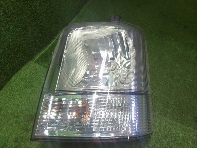 【中古】NV100クリッパー HBD-DR64V 左右 ヘッドランプ ライト 26064-4A00D 自社品番250316 26U