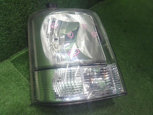 【中古】NV100クリッパー HBD-DR64V 左右 ヘッドランプ ライト 26064-4A00D 自社品番250316 26U