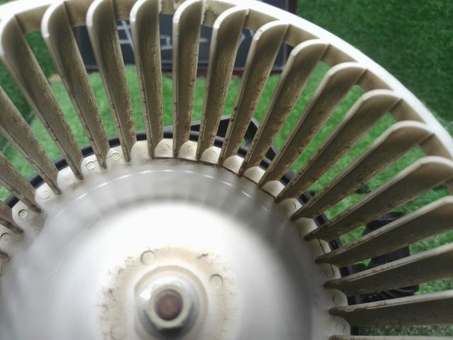 【中古】キューブ TA-AZ10 ヒーターブロアモーター 27220-72B00 自社品番250322 LX1