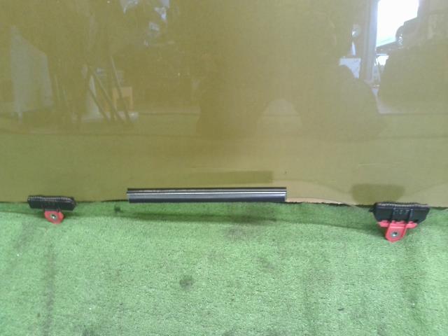 【中古】プリウスα DAA-ZVW41W 左フロントドアガラス 68102-47120 自社品番250324 1G3