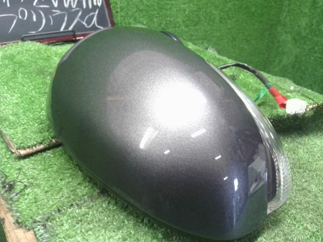 【中古】プリウスα DAA-ZVW41W 右ドアミラー サイドミラー 87910-47260 自社品番250324 1G3
