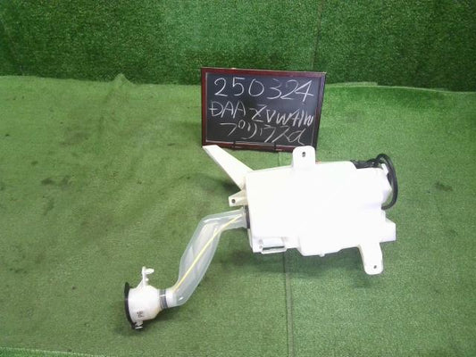 【中古】プリウスα DAA-ZVW41W ウォッシャータンク 85315-47220 自社品番250324 1G3