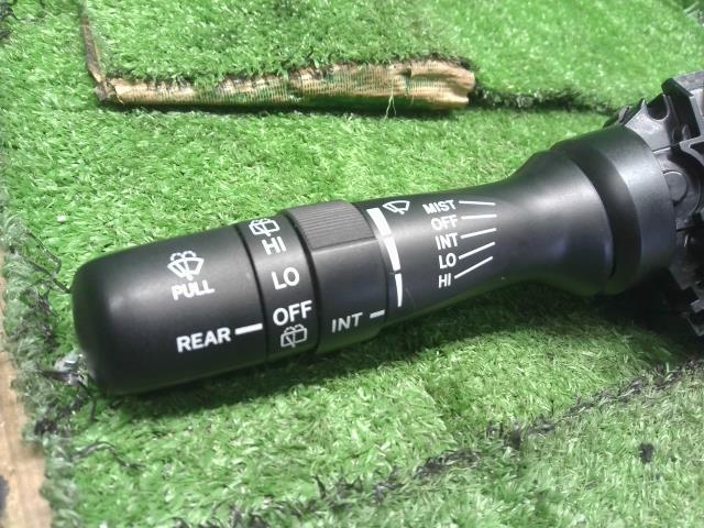 【中古】プリウスα DAA-ZVW41W ワイパースイッチ 84652-47120 自社品番250324 1G3