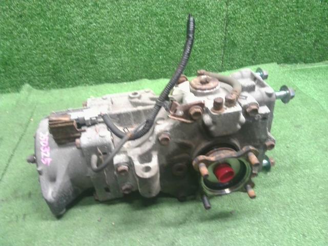 【中古】アルファード DBA-ANH25W リアリジットデフ 41110-58061 自社品番250325 070