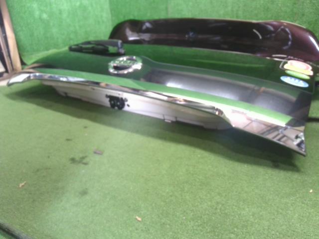 【中古】セレナ DAA-GFC27 バックドア リアゲート ガラス 上側  9001A-5TA0B 自社品番250327 CAS