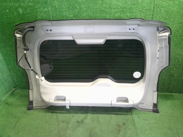 【中古】セレナ DAA-GFC27 バックドア リアゲート ガラス 上側  9001A-5TA0B 自社品番250327 CAS