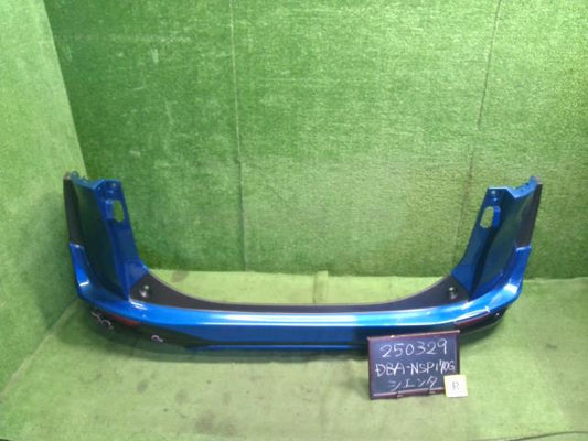 【中古】シエンタ DBA-NSP170G リアバンパー 52159-52770-J0 自社品番250329 8T7