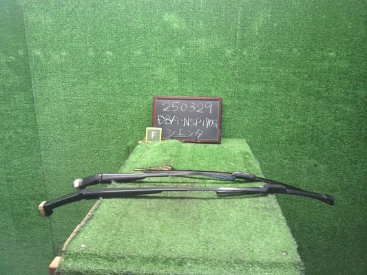 【中古】シエンタ DBA-NSP170G フロントワイパーアーム 自社品番250329 8T7