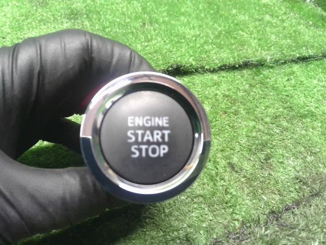 【中古】シエンタ DBA-NSP170G イグニッションスイッチ プッシュ エンジンスタート 89611-52034 自社品番250329 8T7