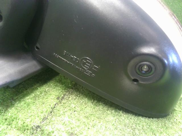 【中古】ｅＫクロススペース 4AA-B35A 左ドアミラー サイドミラー MQ717946 自社品番250332 W37F28