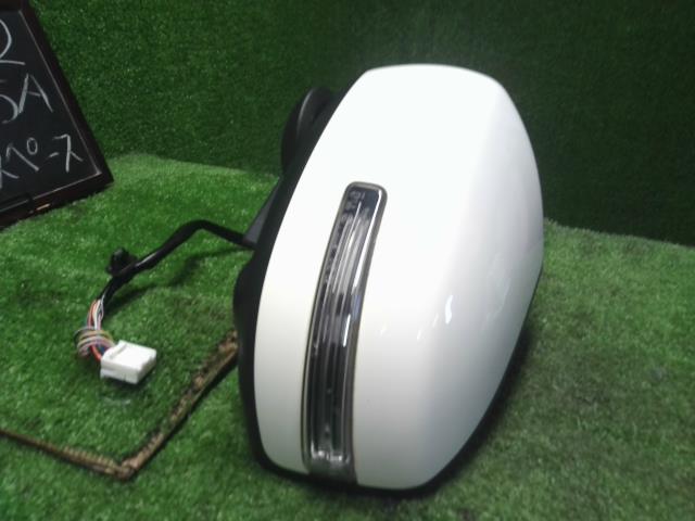 【中古】ｅＫクロススペース 4AA-B35A 左ドアミラー サイドミラー MQ717946 自社品番250332 W37F28