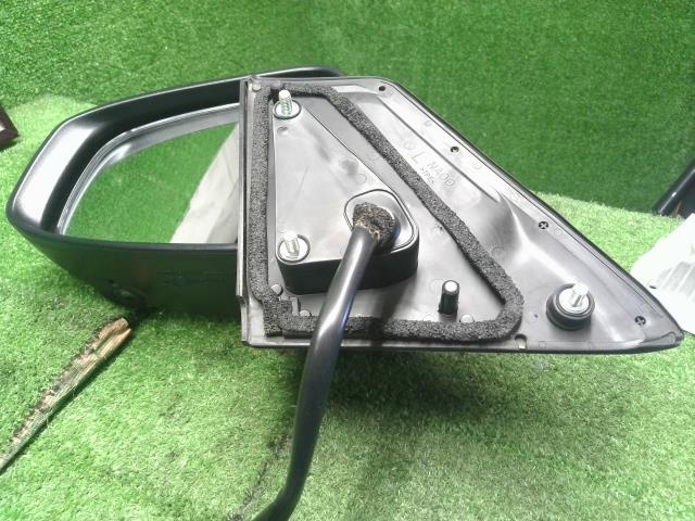 【中古】ｅＫクロススペース 4AA-B35A 左ドアミラー サイドミラー MQ717946 自社品番250332 W37F28