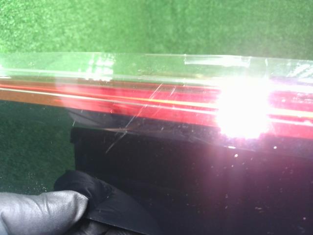 【中古】ｅＫクロススペース 4AA-B35A 左テールランプ MQ716684 自社品番250332 W37F28