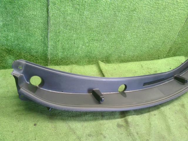 【中古】ｅＫクロススペース 4AA-B35A カウルトップパネル 5230J582 自社品番250332 W37F28