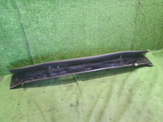 【中古】ｅＫクロススペース 4AA-B35A カウルトップパネル 5230J582 自社品番250332 W37F28