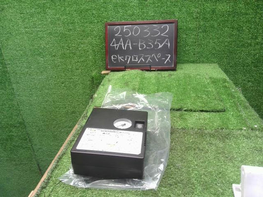 【中古】ｅＫクロススペース 4AA-B35A エアーコンプレッサー タイヤ用  自社品番250332 W37F28