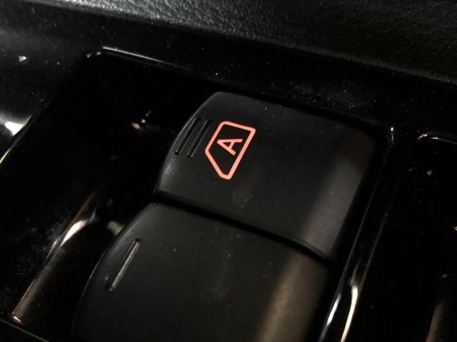 【中古】ｅＫクロススペース 4AA-B35A パワーウインドウ PWスイッチ MQ716651 自社品番250332 W37F28