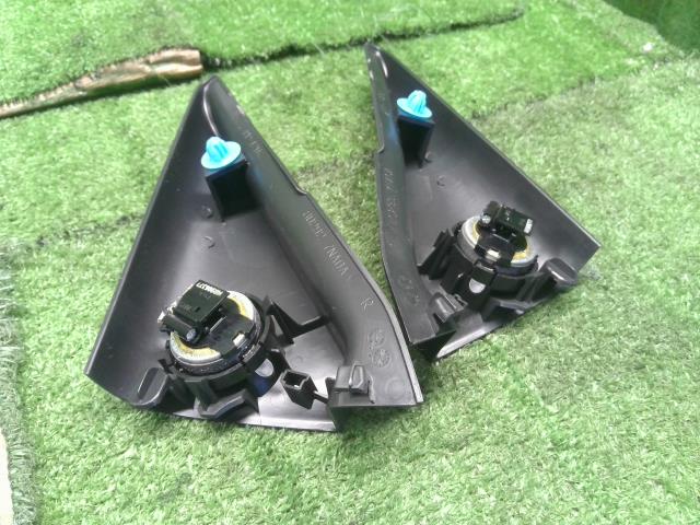 【中古】ｅＫクロススペース 4AA-B35A ツイーター MR986377 自社品番250332 W37F28