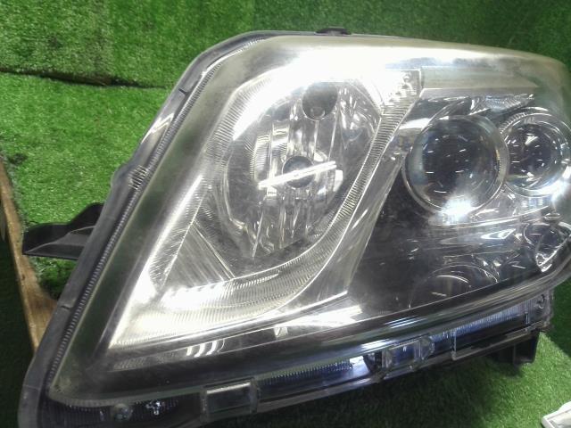 【中古】ムーヴ DBA-LA110S 左ヘッドランプ ライト 81150-B2740 自社品番250333 W24