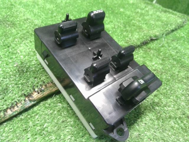 【中古】ライフ LA-JB1 パワーウインドウ PWスイッチ 35765-S2K-003ZB 自社品番250335 RP33M