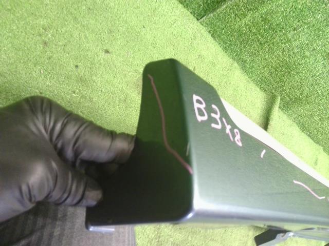 【中古】ミラアヴィ CBA-L250S 右サイドステップ スポイラー 75805-B2010-S0 自社品番250336 S30