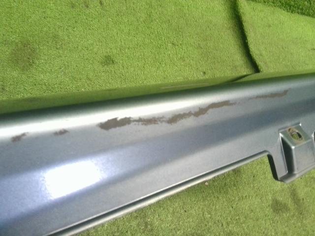 【中古】ミラアヴィ CBA-L250S 右サイドステップ スポイラー 75805-B2010-S0 自社品番250336 S30