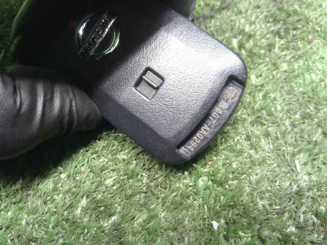 【中古】デイズルークス DBA-B21A キーレスリモコン スマートキー 285E3-6A01E 自社品番250343 X42