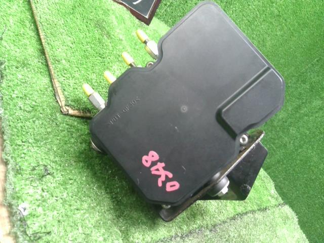 【中古】ピクシスエポック DBA-LA300A ＡＢＳアクチュエーター 44050-B2F60 自社品番250348