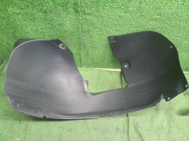 【中古】VW ゴルフ ABA-1KCAV 左フロントインナーフェンダー ライナー N10009110 自社品番250352