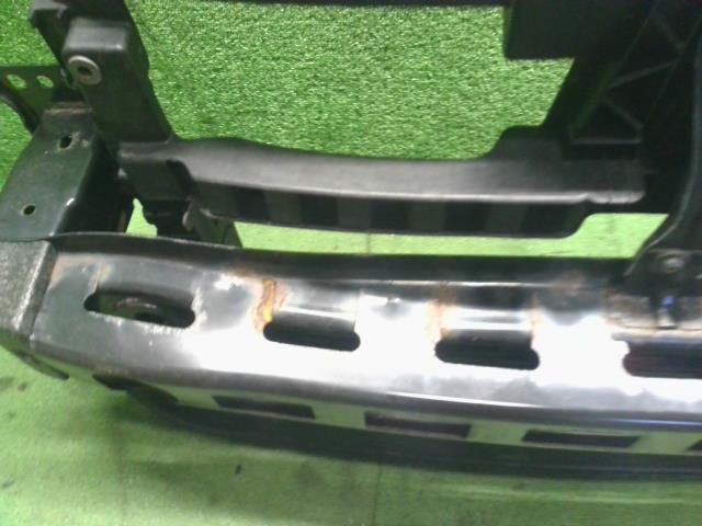 【中古】VW ゴルフ ABA-1KCAV ラジエーターコアサポート 5K0 805 588 E 自社品番250352