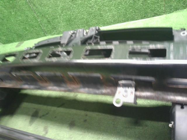 【中古】VW ゴルフ ABA-1KCAV ラジエーターコアサポート 5K0 805 588 E 自社品番250352