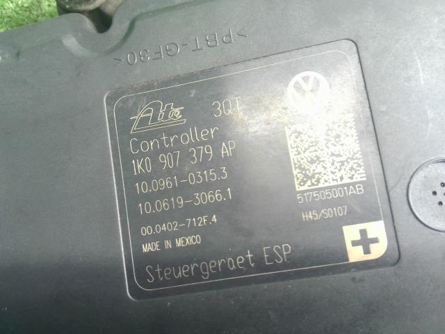 【中古】VW ゴルフ ABA-1KCAV ＡＢＳアクチュエーター 1K0 614 517 BK 自社品番250352