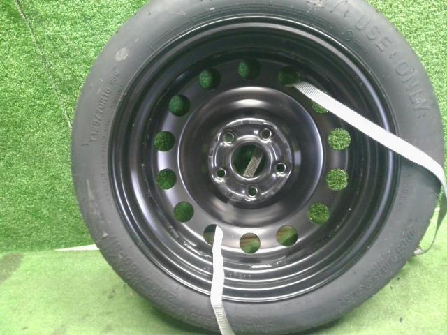 【中古】VW ゴルフ ABA-1KCAV スペアタイヤ 工具 ジャッキ 1K0 601 027 S 自社品番250352