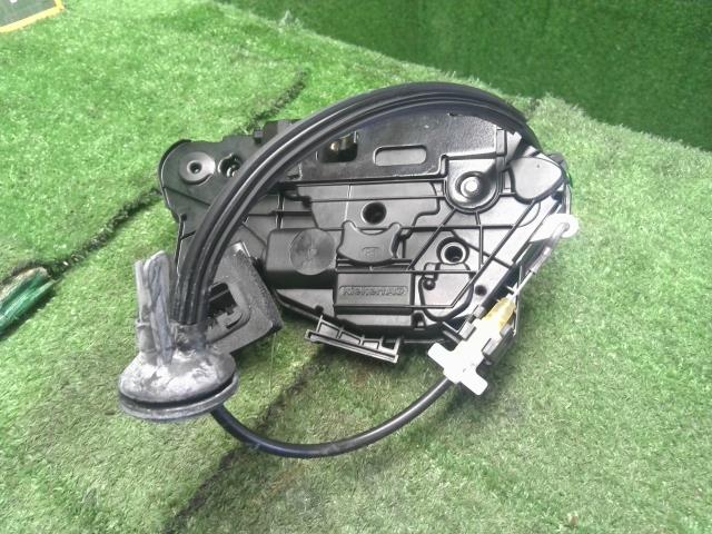 【中古】VW ゴルフ ABA-1KCAV 右フロントドアロック 5K2 837 016 B 自社品番250352