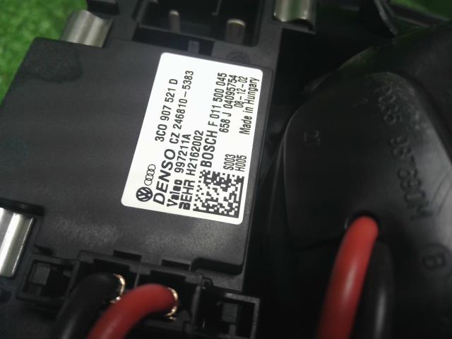 【中古】VW ゴルフ ABA-1KCAV ヒーターブロアモーター 1K2 820 015 H 自社品番250352