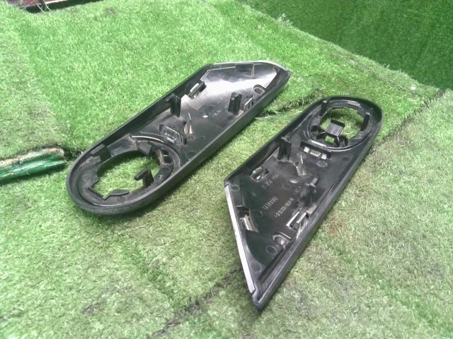 【中古】BMW ミニ ABA-MF16S 左右 フェンダーエンブレム 51 13 0 414 453 自社品番250353