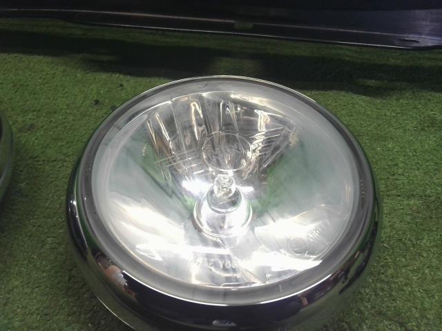 【中古】BMW ミニ ABA-MF16S ラジエーターフロントグリル フォグ付  自社品番250353