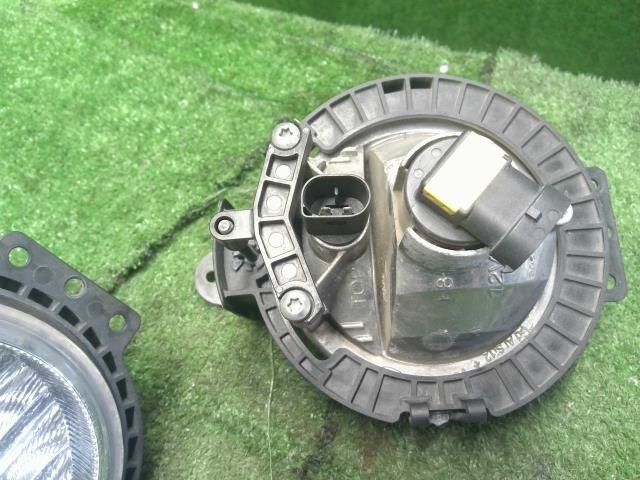 【中古】BMW ミニ ABA-MF16S 左右フォグランプ ライト 63 17 2 751 293 自社品番250353