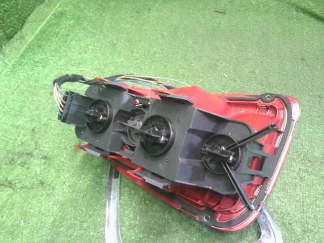 【中古】BMW ミニ ABA-MF16S 左右テールランプ 63 21 2 757 010 自社品番250353